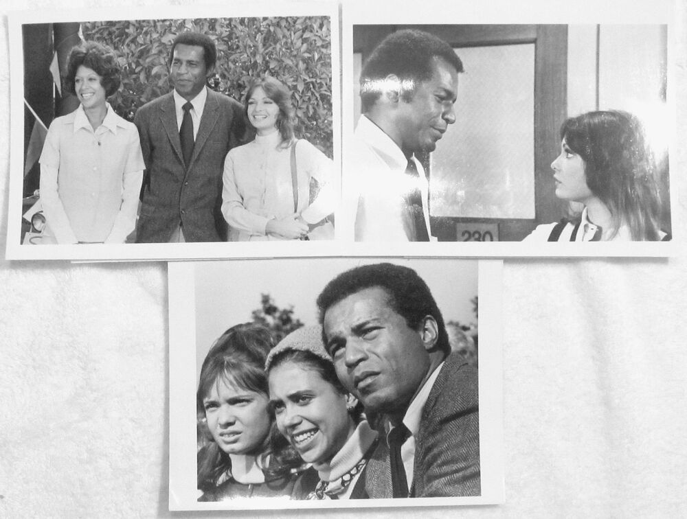 ROOM 222 vintage 7x9 Photo Poster painting LOT - 3 DIFFERENT original 1972 ABC-TV Photo Poster paintingGRAPHS