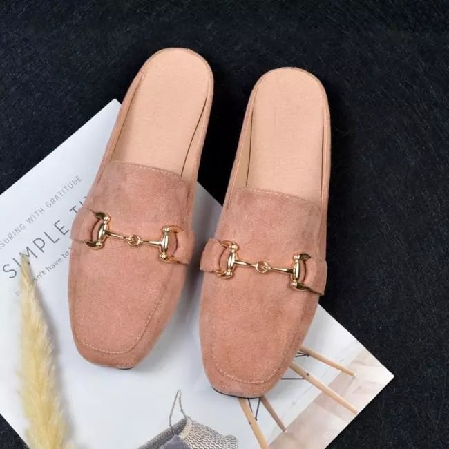 flat heel mules