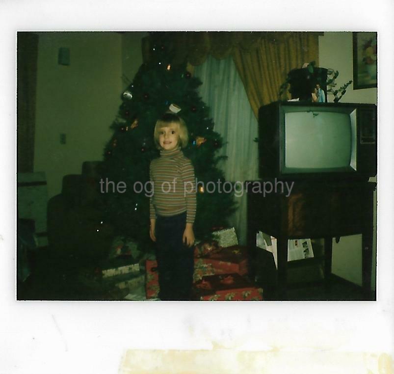 CHRISTMAS GIRL Tree FOUND Photo Poster painting ColorOriginal Snapshot 03 9 H