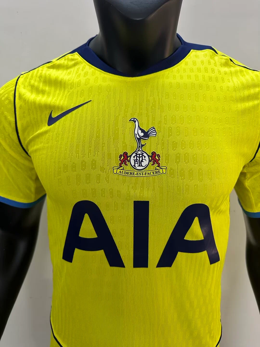 25/26 Tottenham Third Away Player Version Men's Football T-Shirt 1:1 Thai Quality