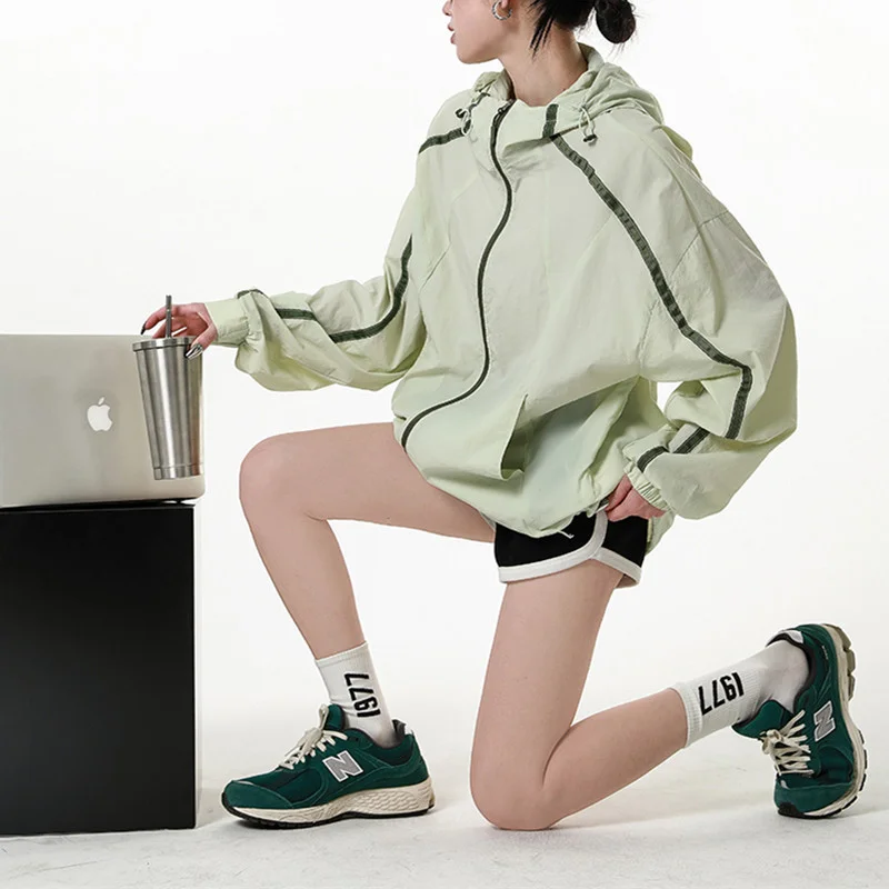 Zingj Zingj Feeling Spell Color Line Function Wind Outdoor Hooded Coat Female Summer New Street Versatile Sunscreen Clothes