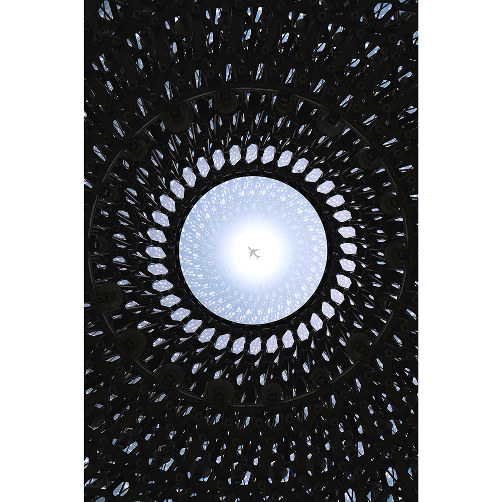 

Multidimensional Plane - 1000 Pieces Jigsaw Puzzle, 501 Original