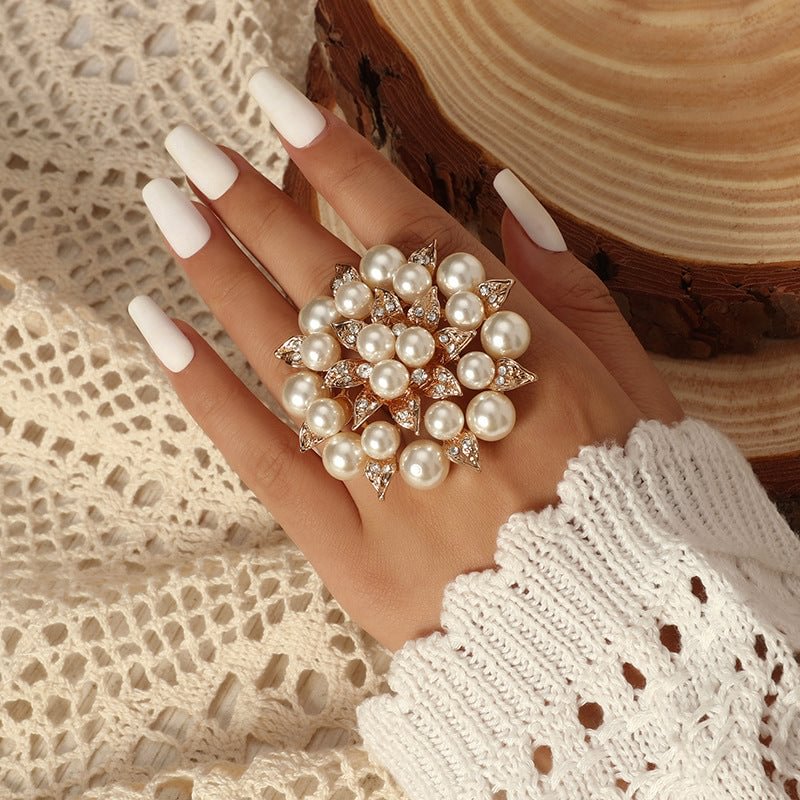 Elegant Open-Front Pearl Floral Ring