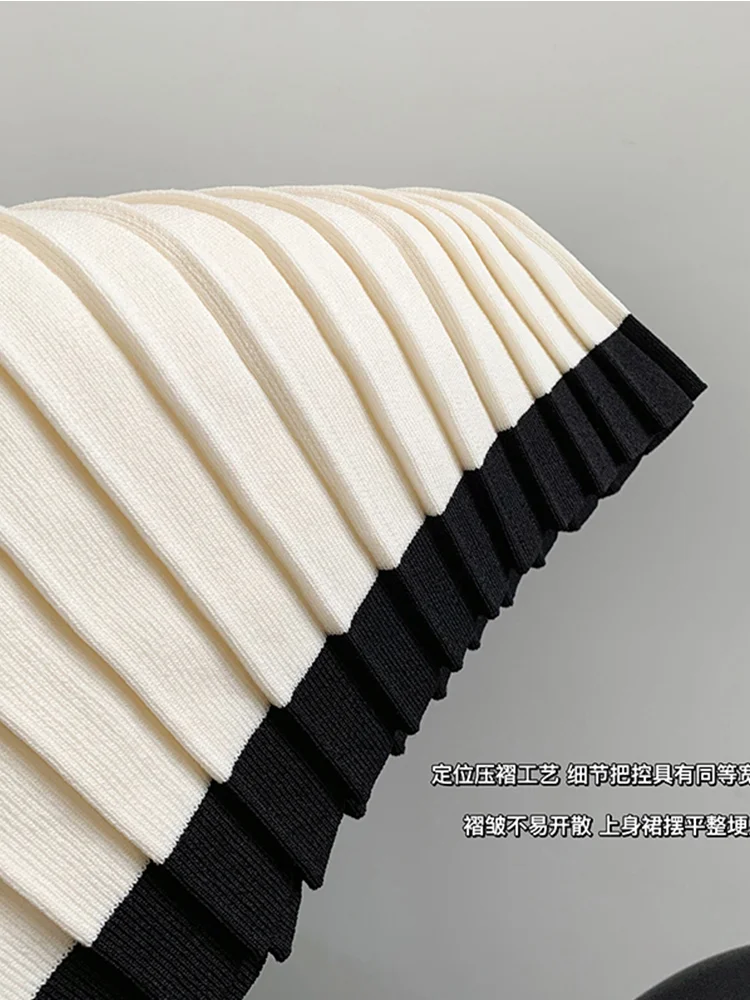 Churchf Women Vintage Old Money Knit Cute Core Rave Birthday Outfits 2 Piece Set Tank Top + Contrast Color Mini Pleated Skirt New-Outfit Ideas