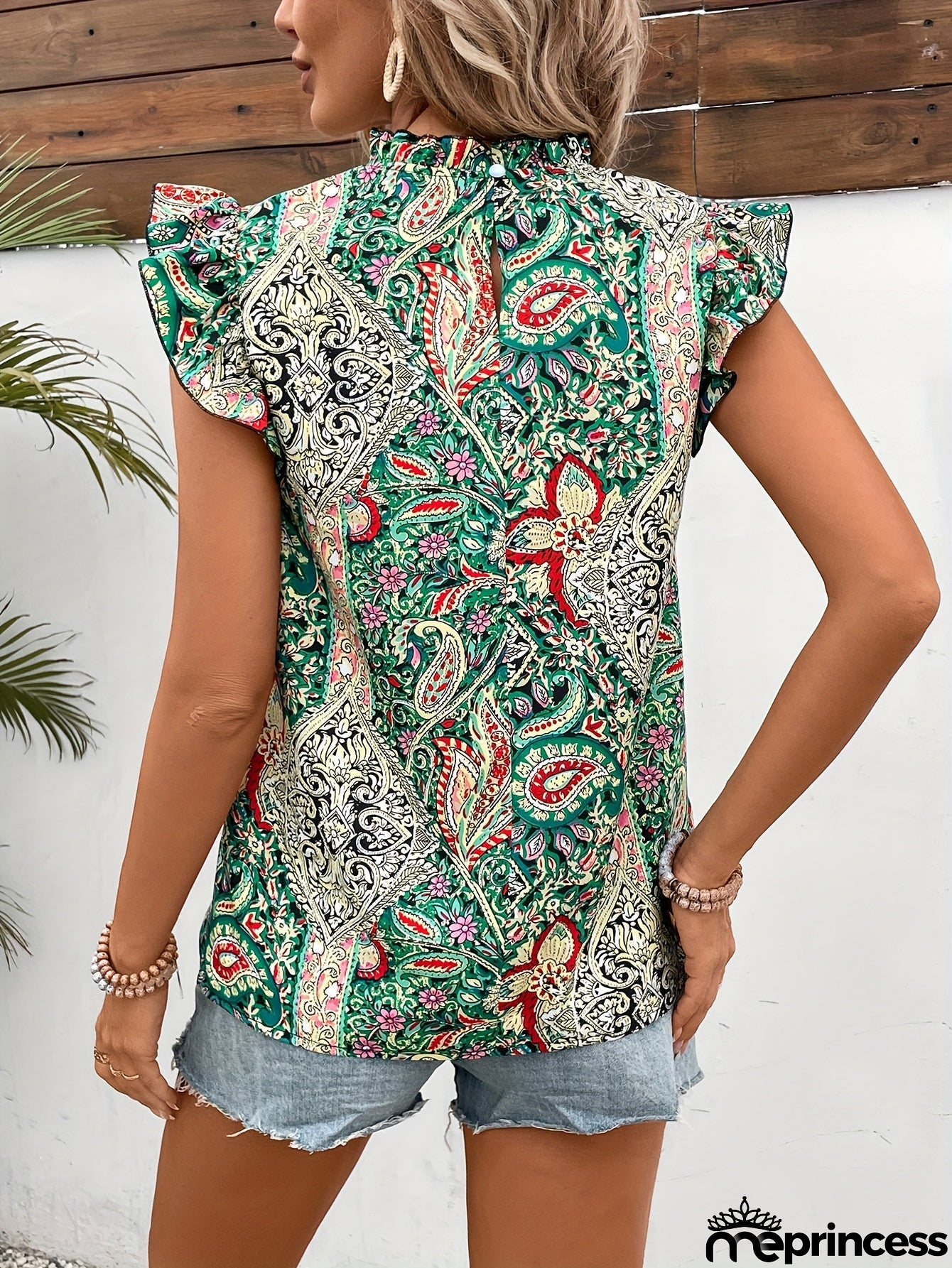 Trendy and Elegant Blouse