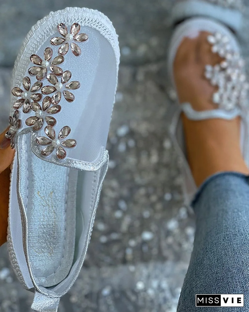 Studded Floral Pattern Sheer Mesh Casual Shoes