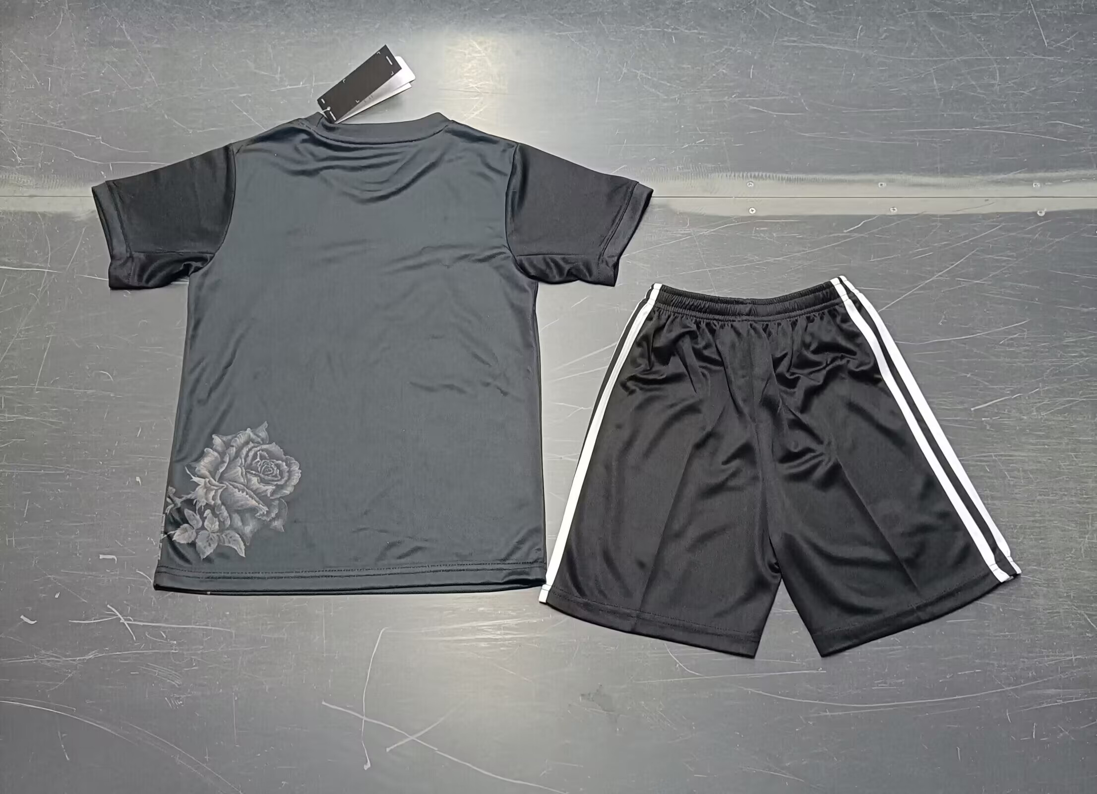 2024-2025 Real madrid Y3 Black Kids Kit Football Shirt Thai Quality