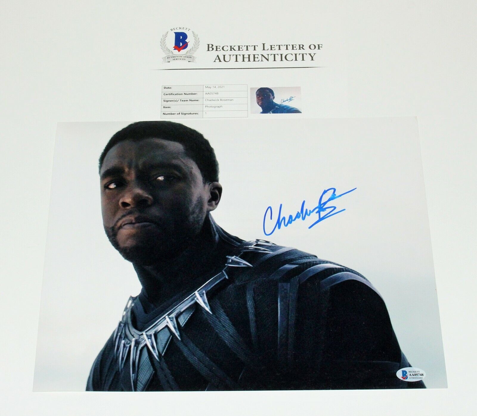 CHADWICK BOSEMAN SIGNED BLACK PANTHER 11x14 MOVIE Photo Poster painting BECKETT COA WAKANDA MCU