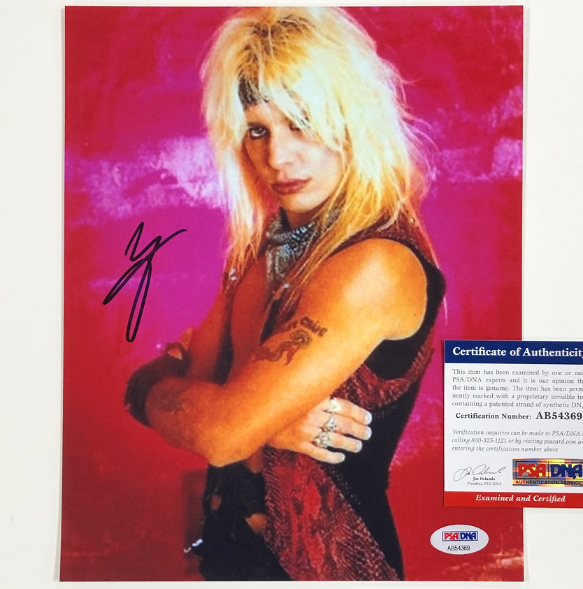 Motley Crue singer Vince Neil autograph signed 8x10 Photo Poster painting ~ PSA/DNA COA