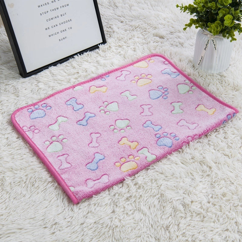 In Stock Pet Blanket Four Seasons Universal Cat And Dog Blanket Thickened Flannel Paw Printing Blanket Pet Supplies