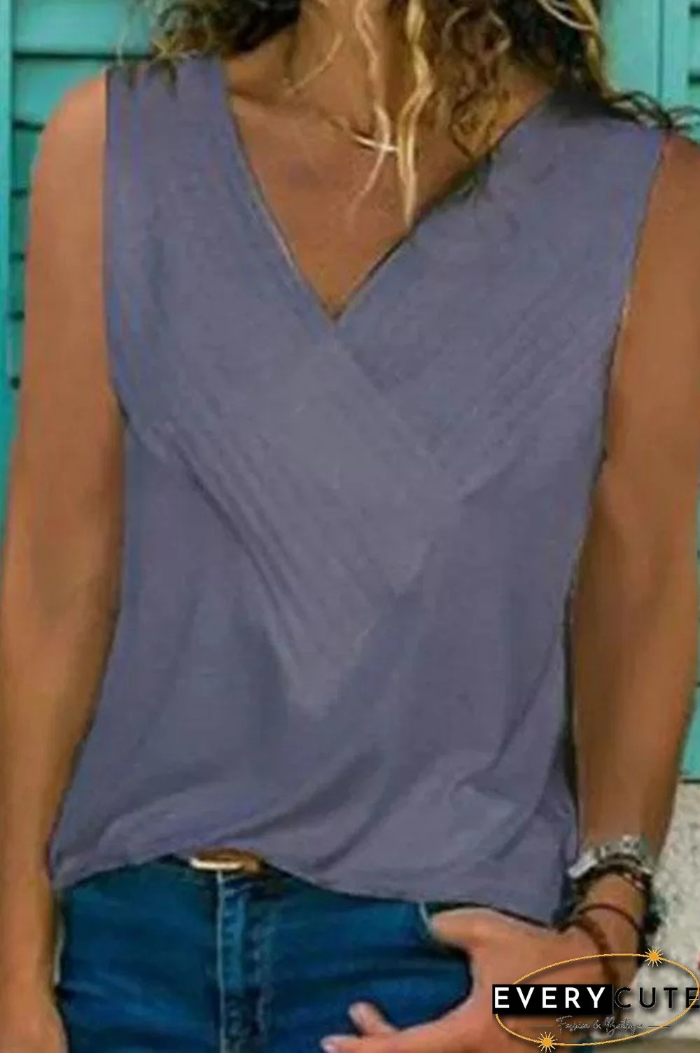 Basic V-Neck Sleeveless T-shirt