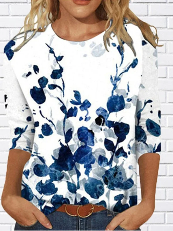 Women 3/4 Sleeve Scoop Neck Floral Printed Graphic Top