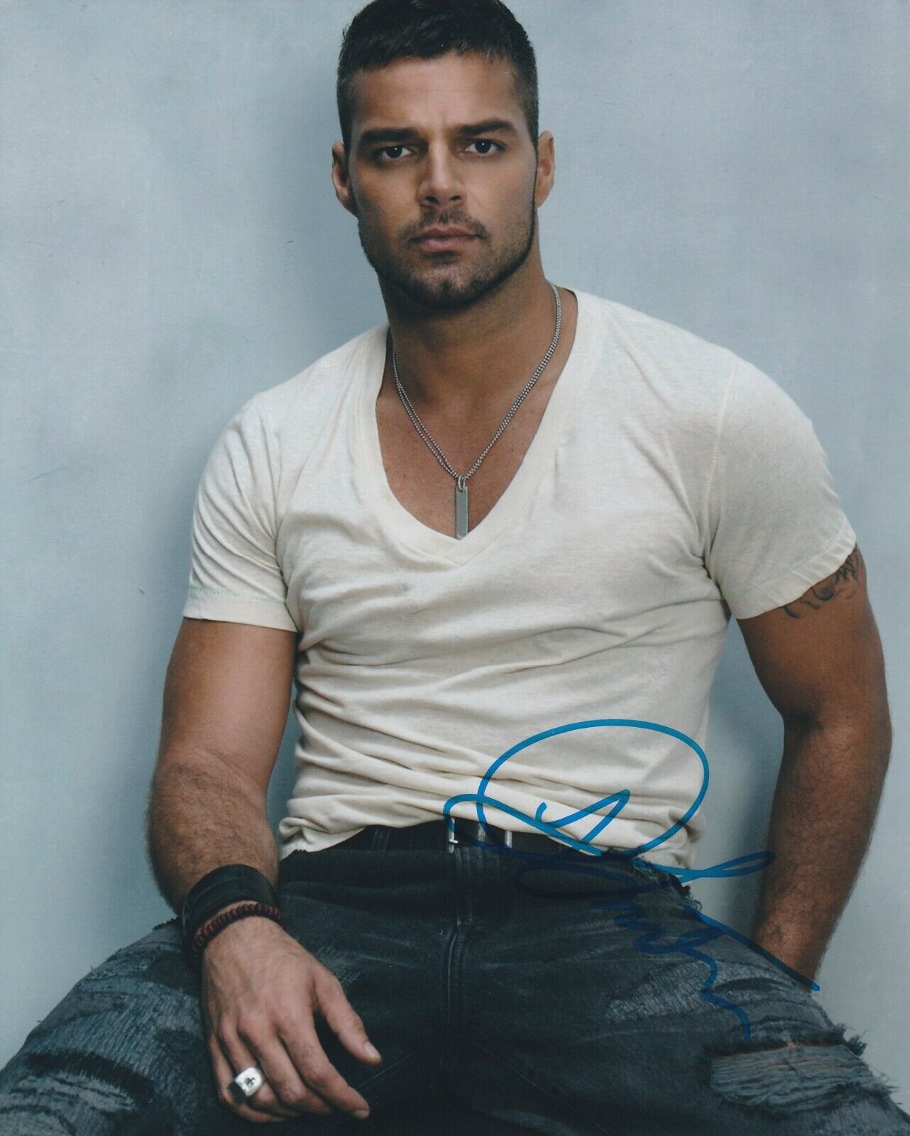 Ricky Martin (Singer, songwriter) Signed Photo Poster painting