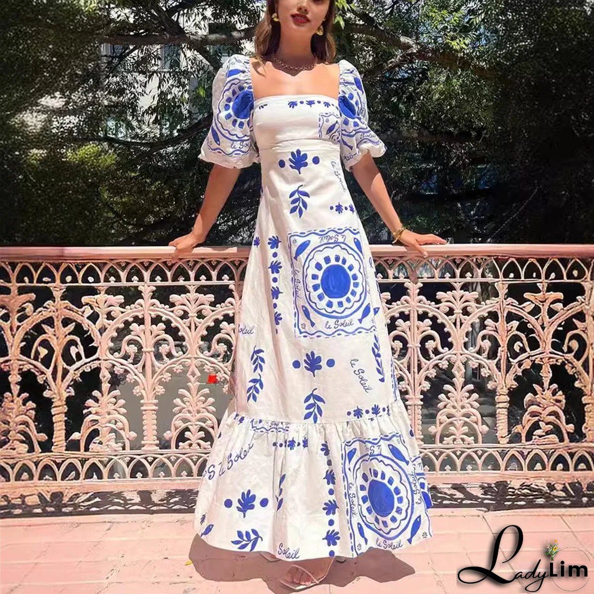 Modern and Comfortable winter Dress