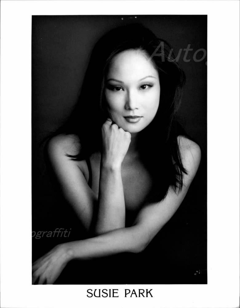 Susie Park - 8x10 Headshot Photo Poster painting w/ Resume - The Crew