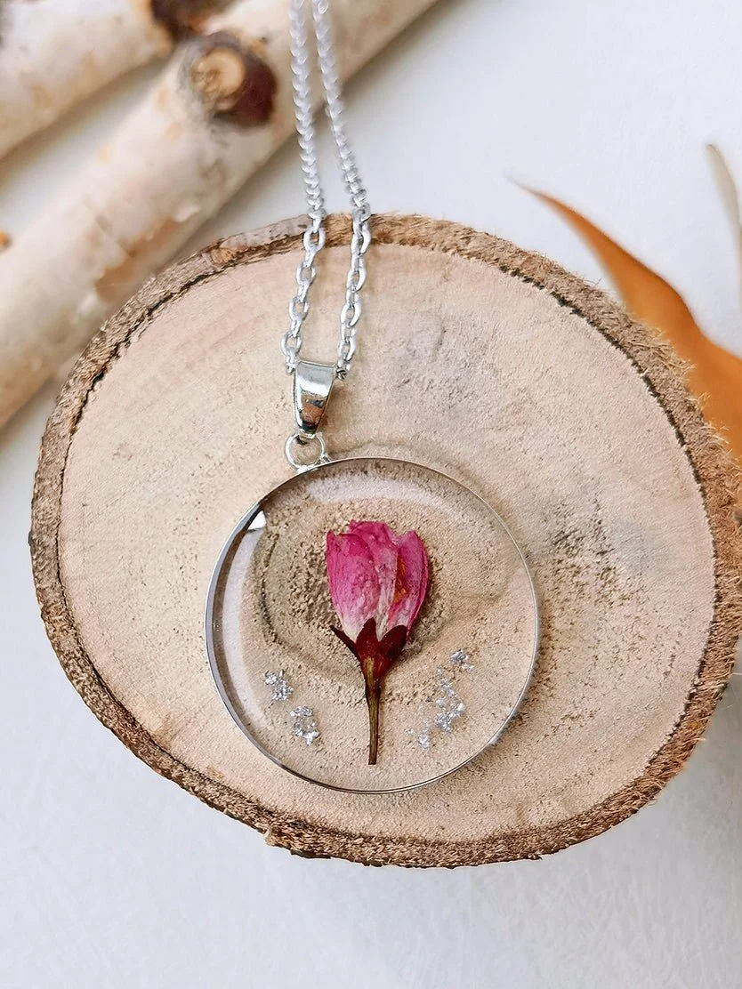 Resin Flower Necklace: August Rose