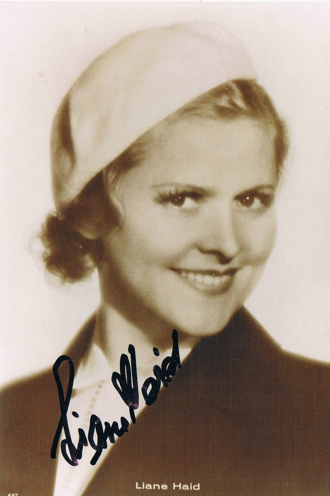 Liane Haid 1895-2000 genuine autograph signed 4x6