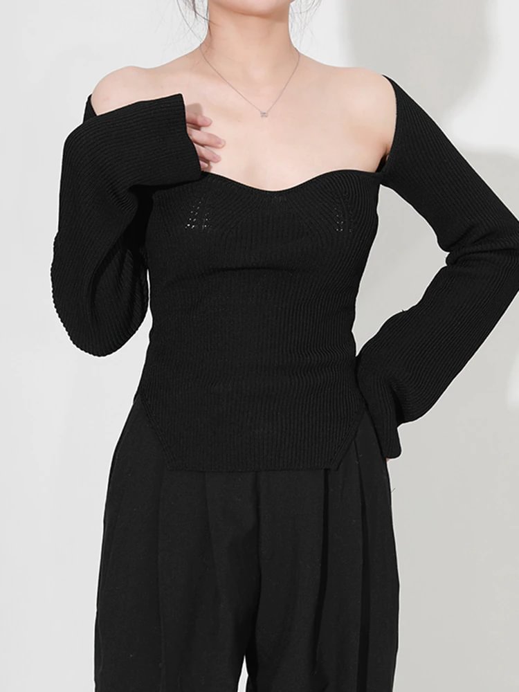 Sexy Solid Color Heart Collar Long Sleeve Split Hem Knitted Sweater       