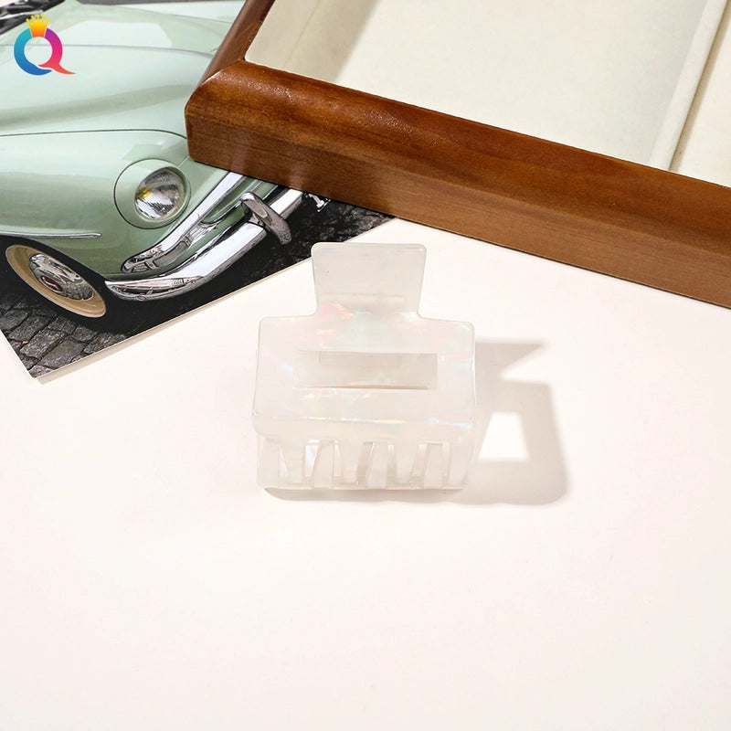 Women’s Minimalist Classic Style Solid Color PVC Hair Claws