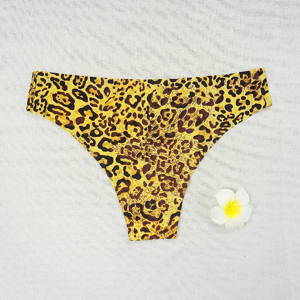 Billionm Thongs Panties Women Briefs Nylon Ultra-thin G-string Soft Lingerie Female Underwear Ice Silk Briefs Plus Size 3XL 4XL