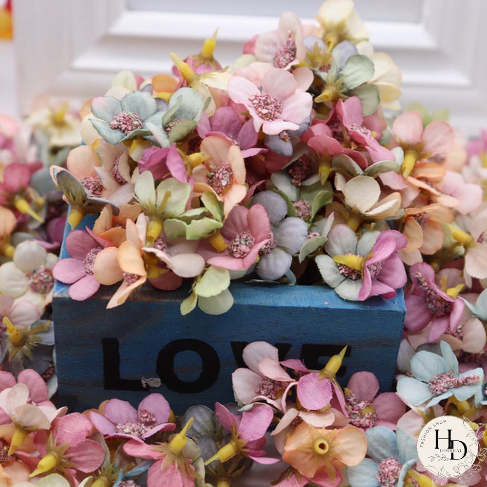50/100pcs Multicolor Daisy Flower Head Mini Silk Artificial Flower For Wedding Engagement Party Home Decor DIY Garland Headdress