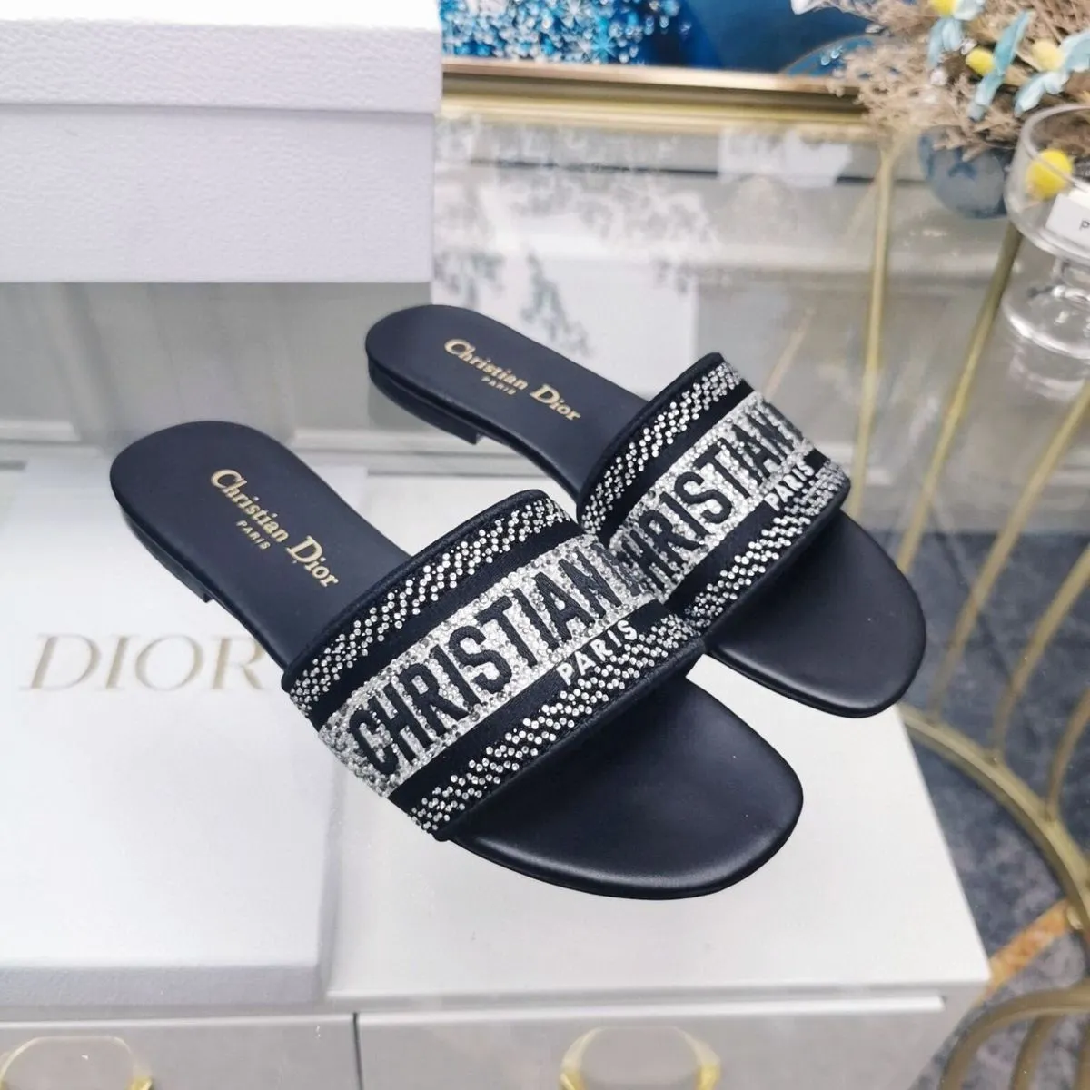 Home Letter D Embroidered Flip-Flops Diamond Surface Outdoor All-Matching Slippers Summer Beach Seaside Genuine Leather Women's Sandals