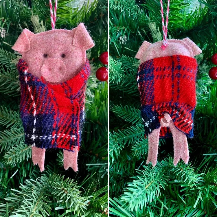Pigs in blankets Christmas decoration