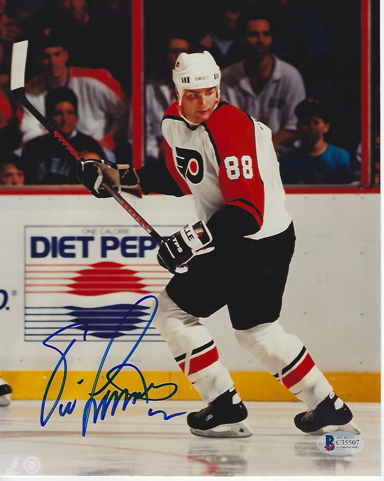 ERIC LINDROS Signed Philadelphia FLYERS 8x10 Photo Poster painting with Beckett COA