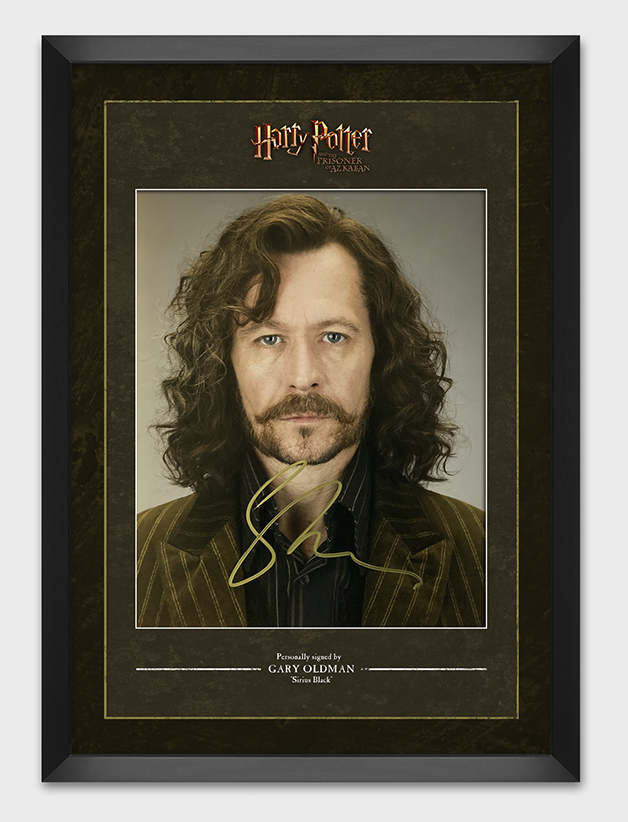 Gary Oldman SIGNED & Framed 10X8 Photo Poster painting Sirius Black HARRY POTTER AFTAL COA