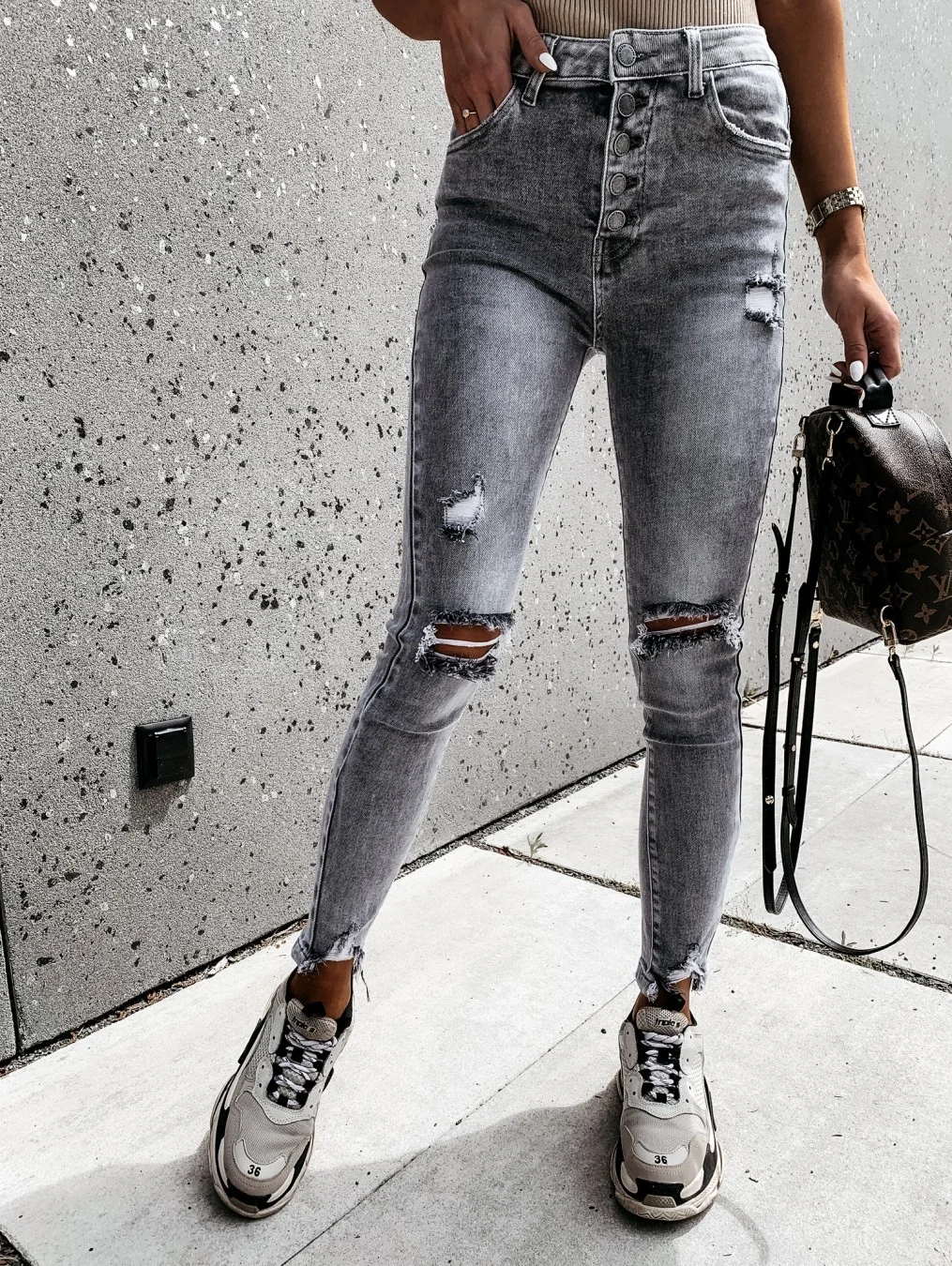 Women's Black Jeans Slim and Thin Ripped Denim Jeans