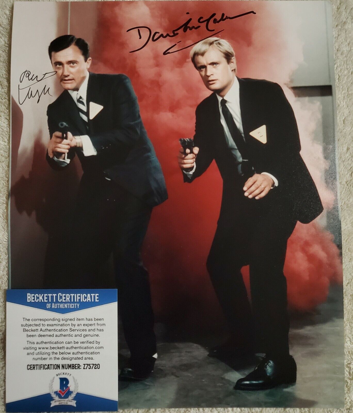 ROBERT VAUGHN & DAVID MCCALLUM SIGNED Photo Poster painting THE MAN FROM U.N.C.L.E. BAS COA