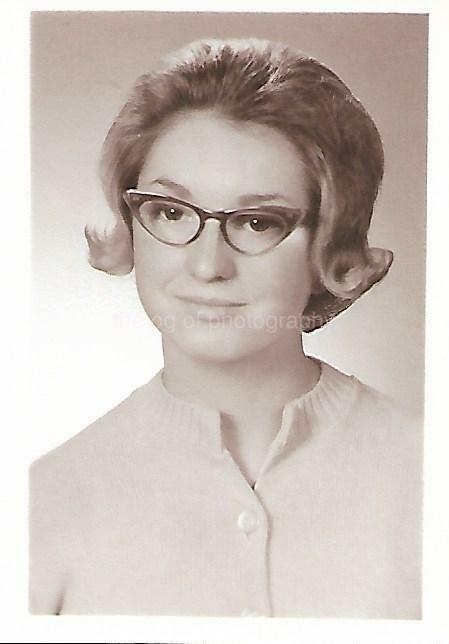 Found Photo Poster paintinggraph bw YOUNG WOMAN Original Portrait FUNKY HAIR STYLE 15 20 V