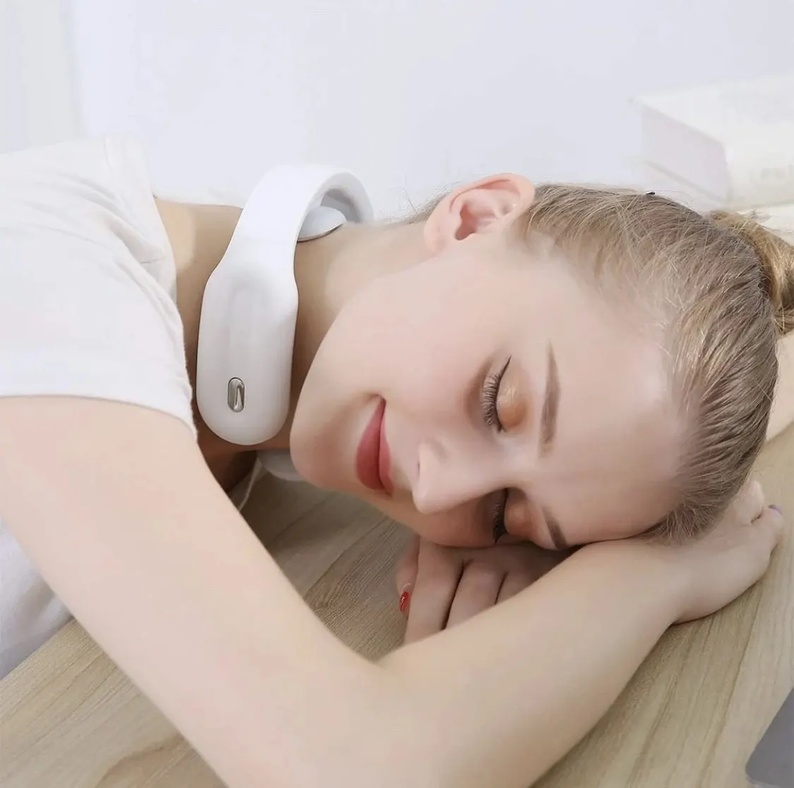 Smart Heated Pulse Neck Massager