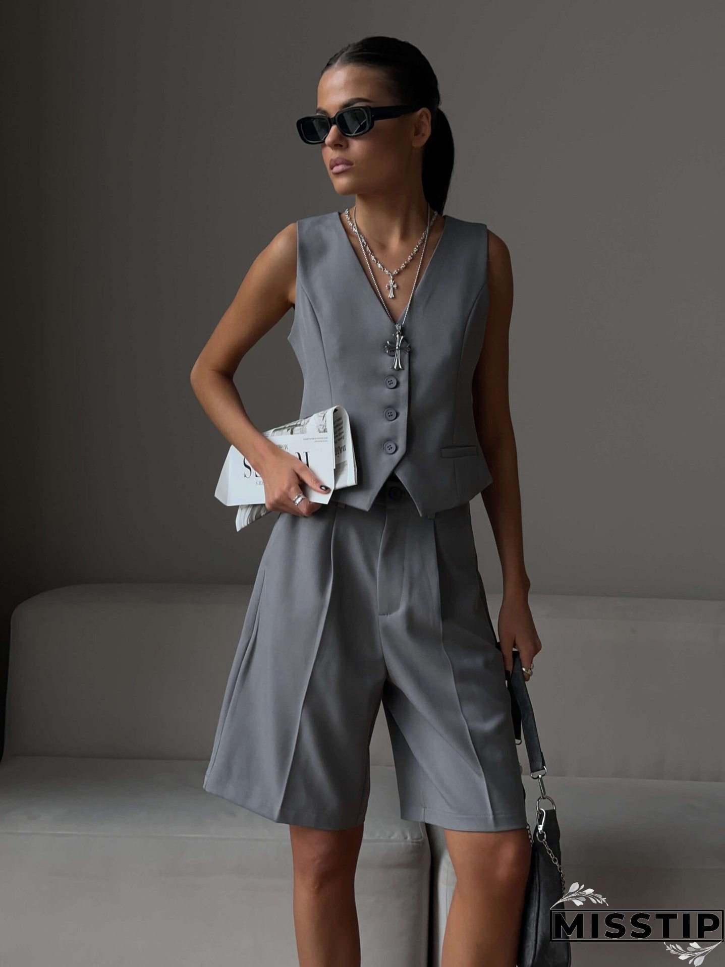 Women v-neck single-breasted vest + shorts two-piece set