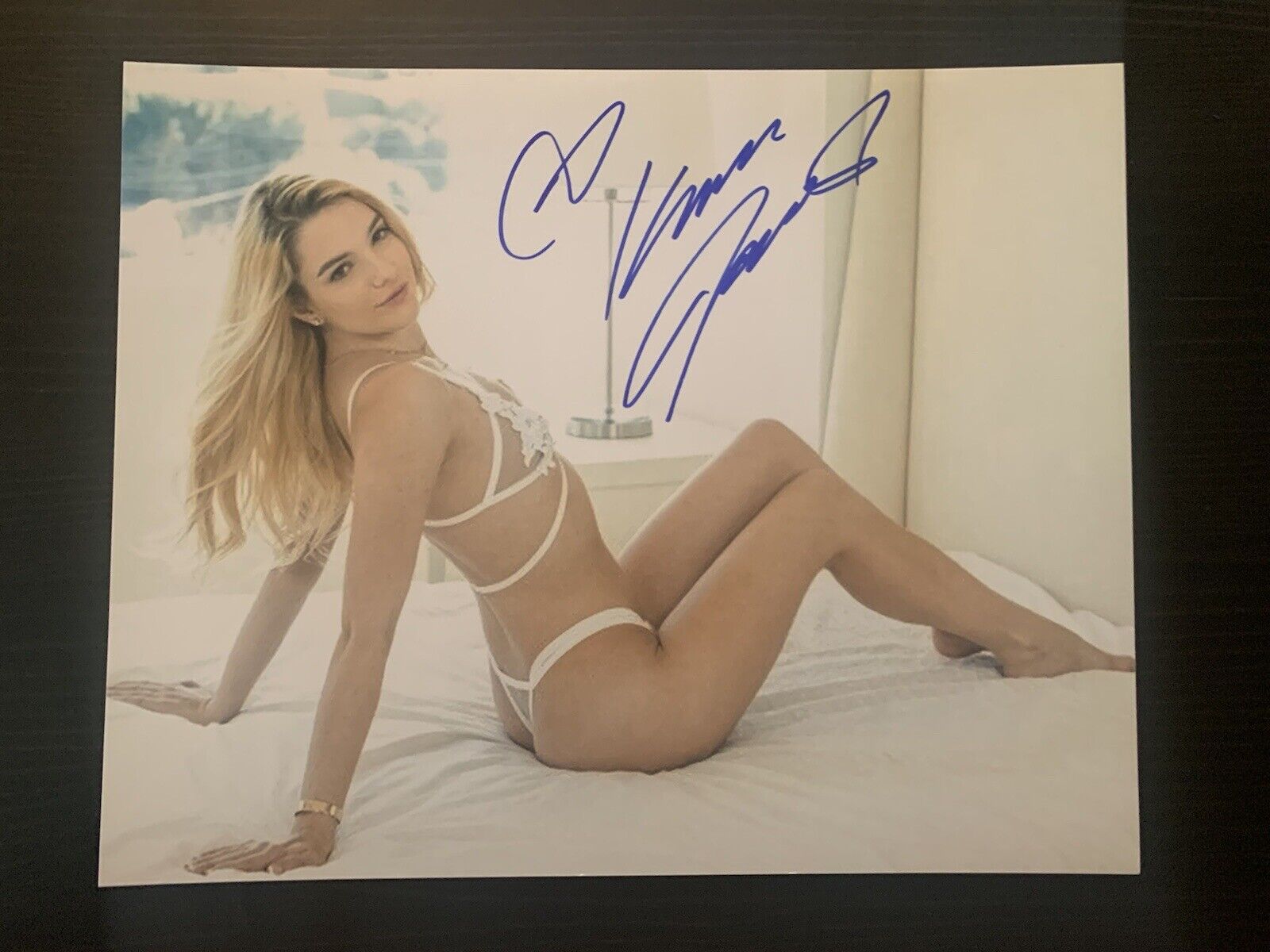 KENNA JAMES SIGNED 8x10 Photo Poster painting PORN STAR AUTOGRAPHED HOT ADULT ACTRESS RARE