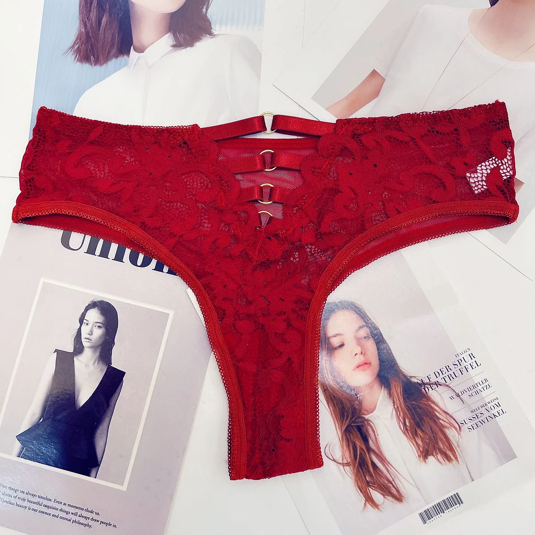 New Women Underwear Sexy Lace Panties Plus Size Fashion Hollow Out Comfort Briefs Low Waist Seamless Underpants Female Lingerie