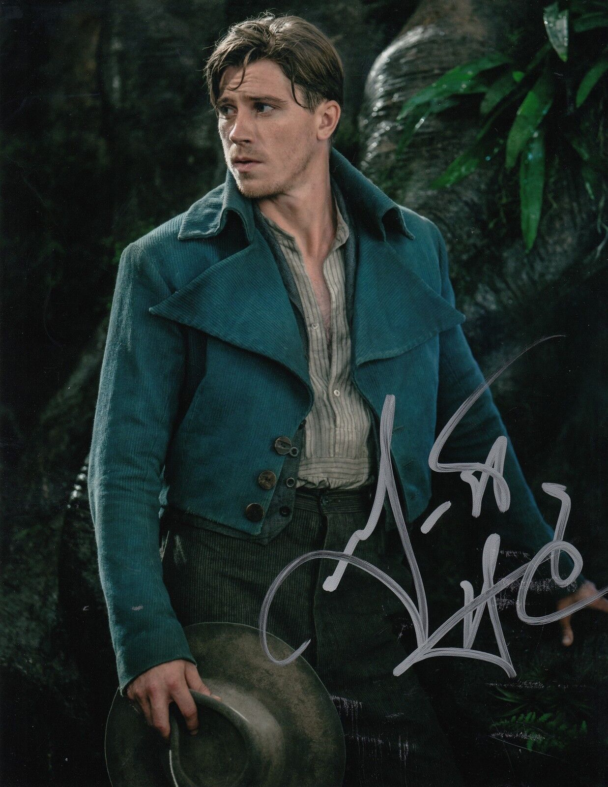 GARRETT HEDLUND signed *PAN* MOVIE 8X10 Photo Poster painting CAPTAIN HOOK W/COA *PROOF* #2