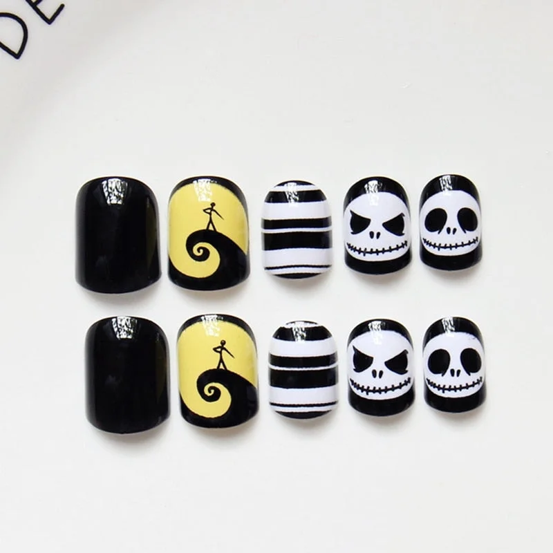 24Pcs Black Skull Artificial Fake Nails Shiny False Nails Tips With Design Full Cover Manicure Tools  Halloween Nail Accessories-Nail Inspo