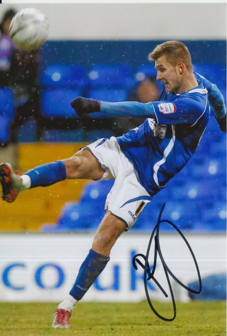 IPSWICH TOWN HAND SIGNED TAMAS PRISKIN 6X4 Photo Poster painting 3.