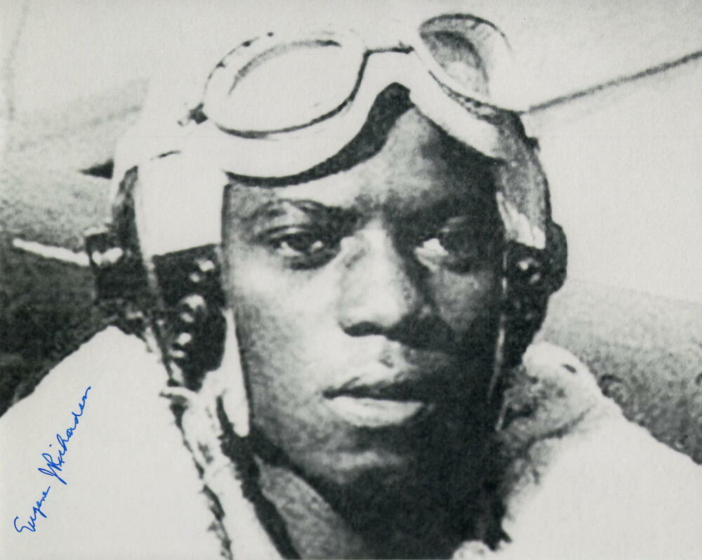 EUGENE RICHARDSON SIGNED AUTOGRAPH 8X10 Photo Poster painting - TUSKEGEE AIRMEN, WORLD WAR II B