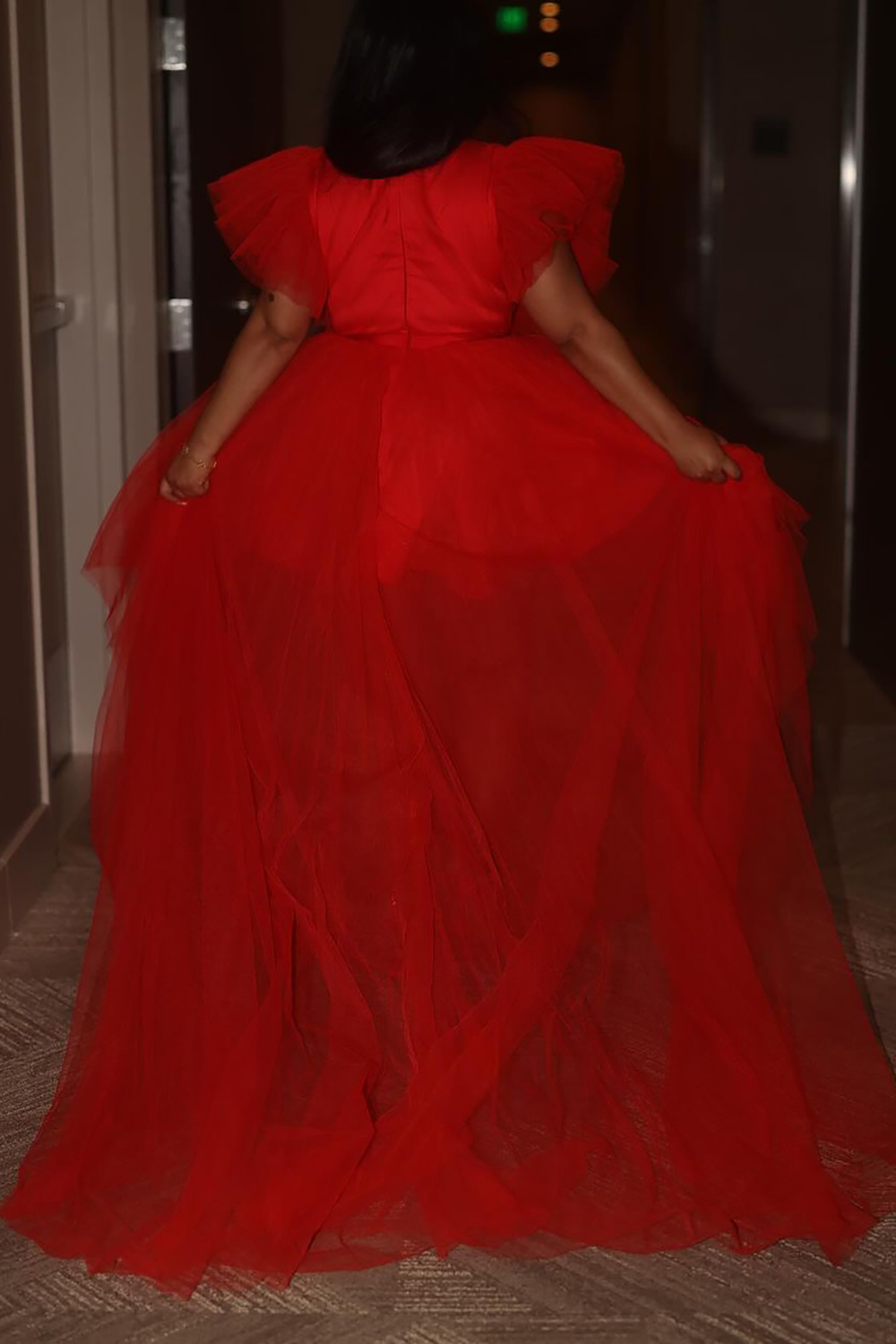 Plus Size Prom Maxi Dresses Elegant Red Fall Winter V Neck Asymmetric Hem Tulle Maxi Dresses [Pre-Order]