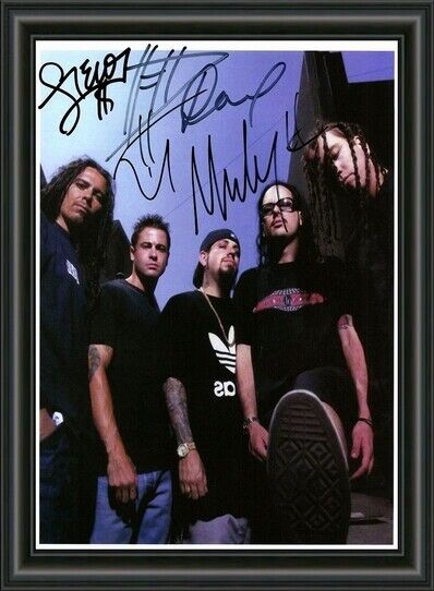 KORN BAND - A4 SIGNED Photo Poster painting POSTER - HIGH GLOSS PRINT -  POSTAGE