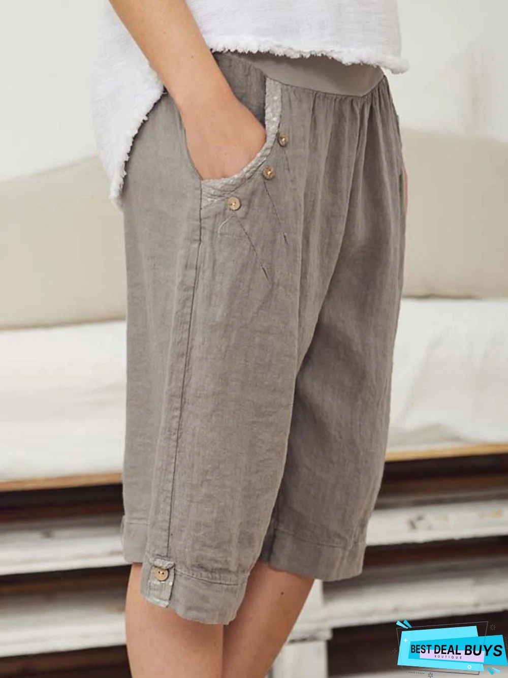 Solid Pockets Shorts Women Buttoned Shorts