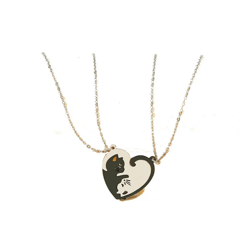 Black and silver love kitten collarbone necklace（Free Shipping）