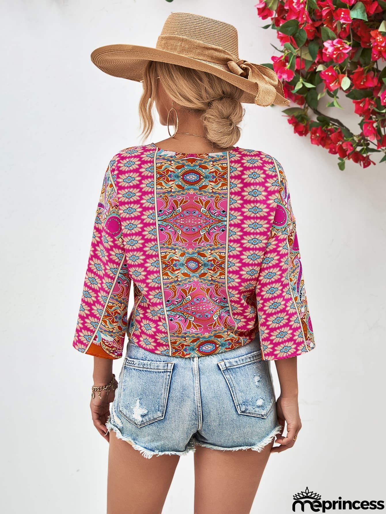 Tie Hem V-Neck Three-Quarter Sleeve Blouse