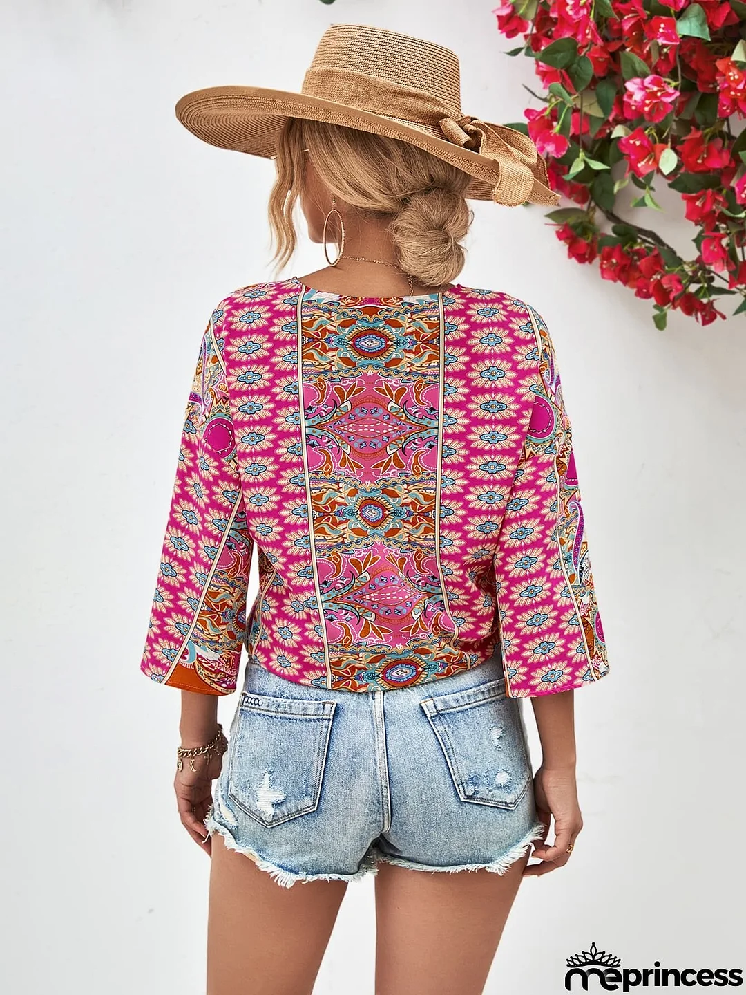 Tie Hem V-Neck Three-Quarter Sleeve Blouse