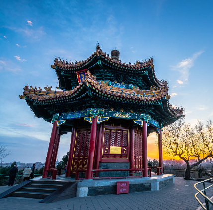 What Makes a Great Beijing Tour Guide So Important?