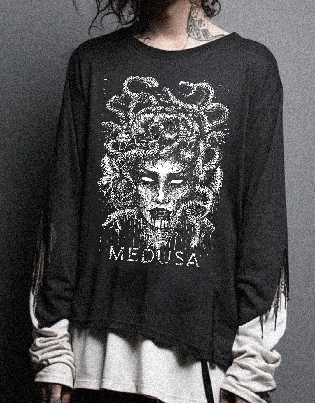 Medusa Large Print Stitching Fake Two-piece Long-sleeved T-shirt / DarkAcademias /Darkacademias