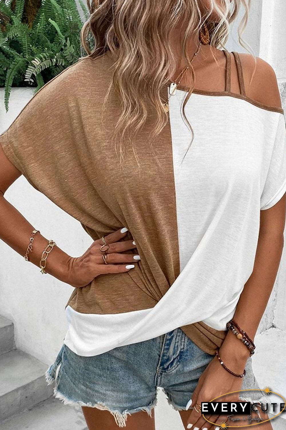Khaki Asymmetric Colorblock Strappy Cold Shoulder Twist Hem Top