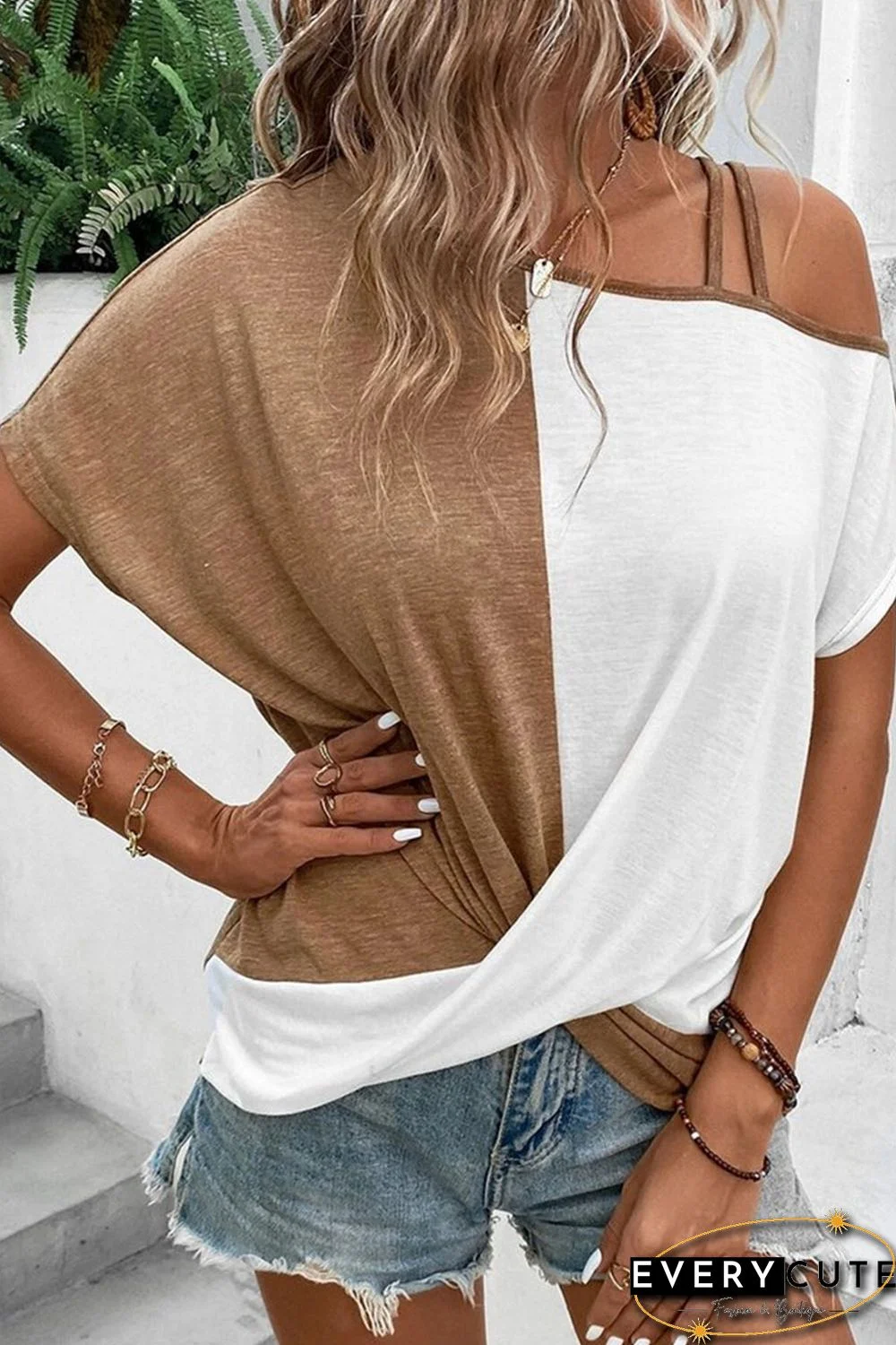 Khaki Asymmetric Colorblock Strappy Cold Shoulder Twist Hem Top
